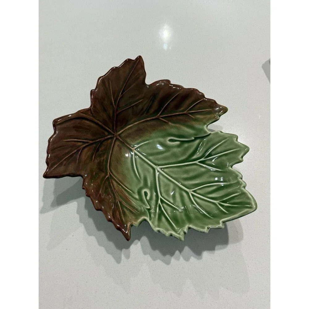Vintage Mervyn's Ceramic Green Brown Leaf Bowl‎ Dish
